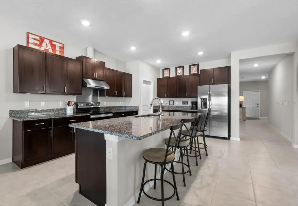 809 Timeless Moss Drive Ruskin FL 33570