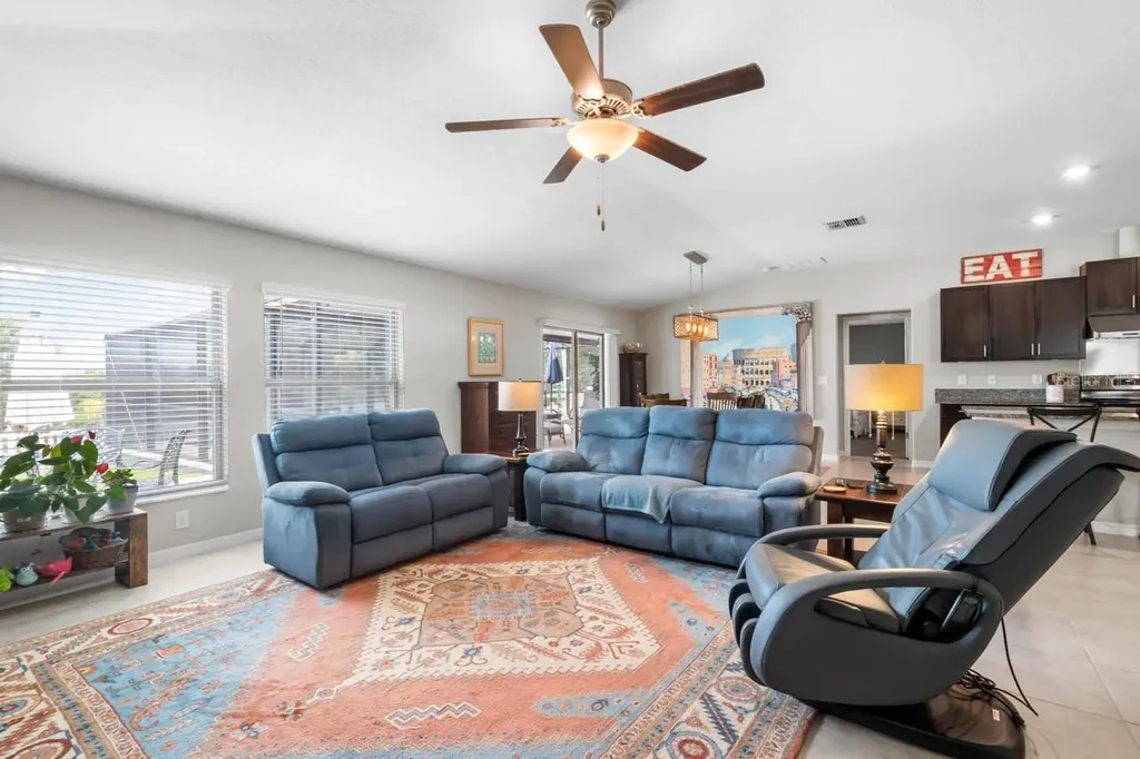 809 Timeless Moss Drive Ruskin FL 33570