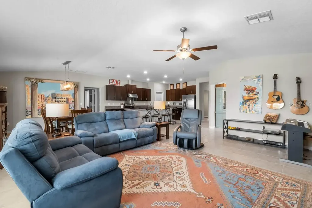 809 Timeless Moss Drive Ruskin FL 33570