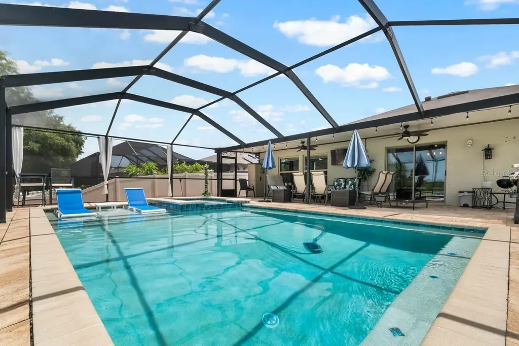809 Timeless Moss Drive Ruskin FL 33570