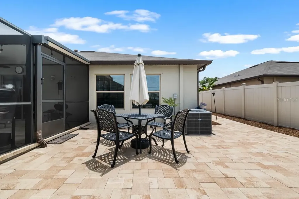 809 Timeless Moss Drive Ruskin FL 33570