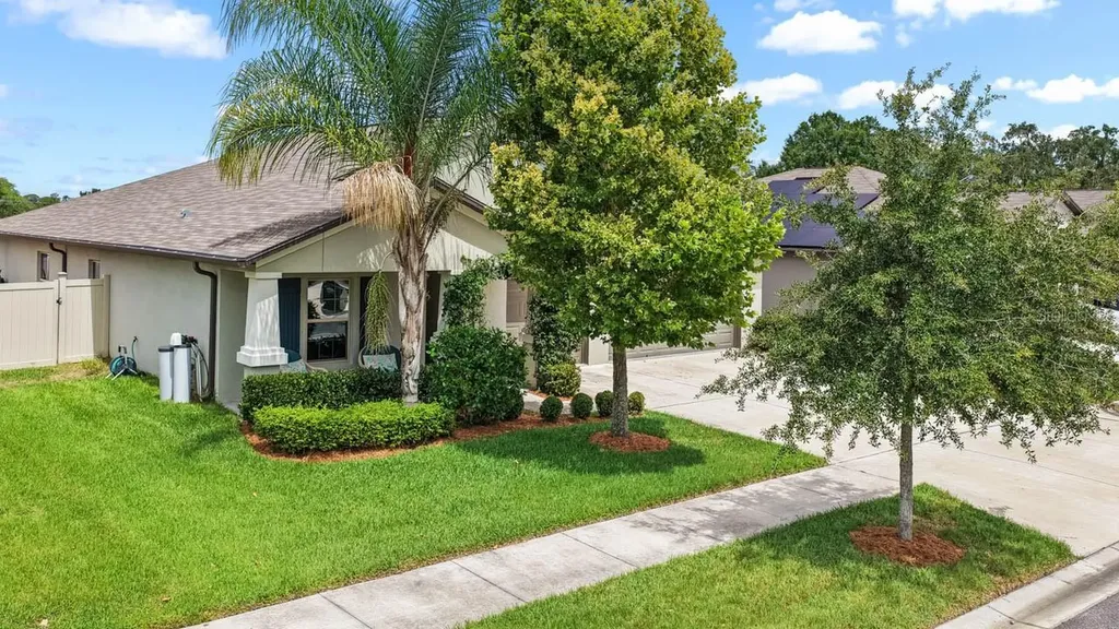 809 Timeless Moss Drive Ruskin FL 33570