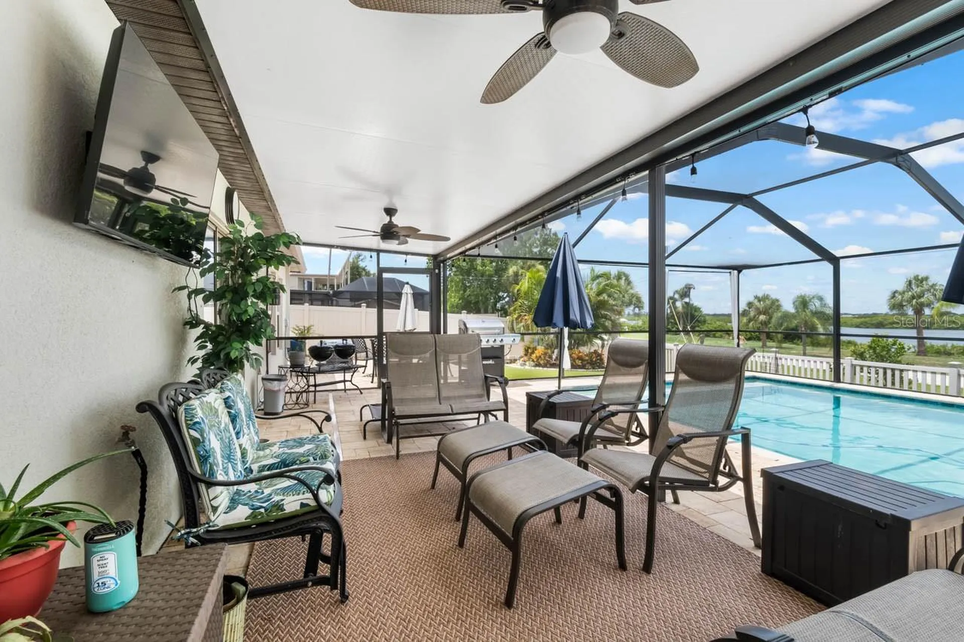 809 Timeless Moss Drive Ruskin FL 33570