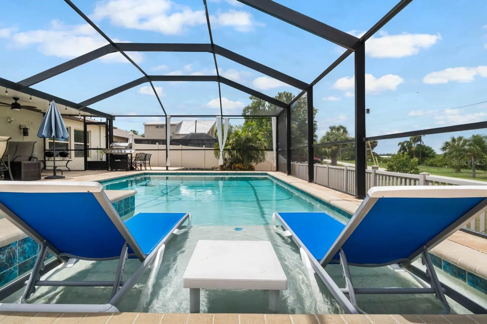 809 Timeless Moss Drive Ruskin FL 33570