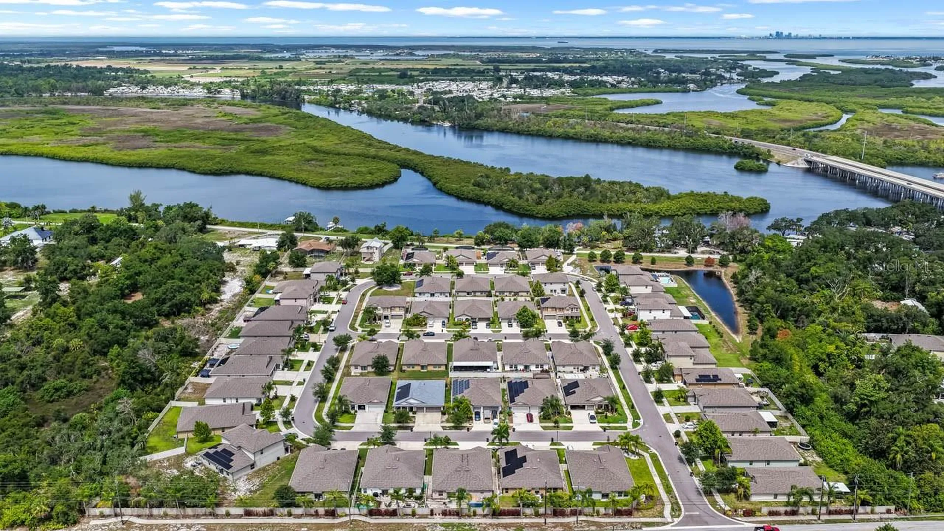 809 Timeless Moss Drive Ruskin FL 33570