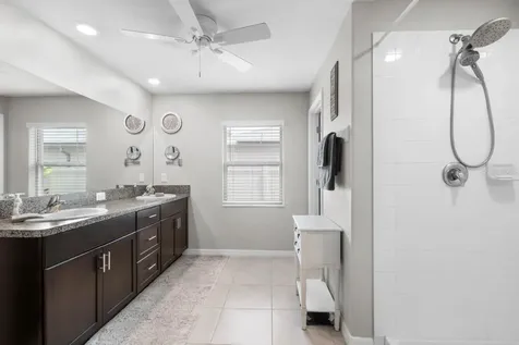 809 Timeless Moss Drive Ruskin FL 33570