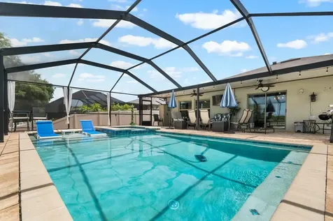 809 Timeless Moss Drive Ruskin FL 33570