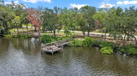 809 Timeless Moss Drive Ruskin FL 33570