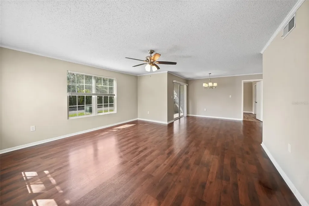8350 Savannah Trace Circle Tampa FL 33615