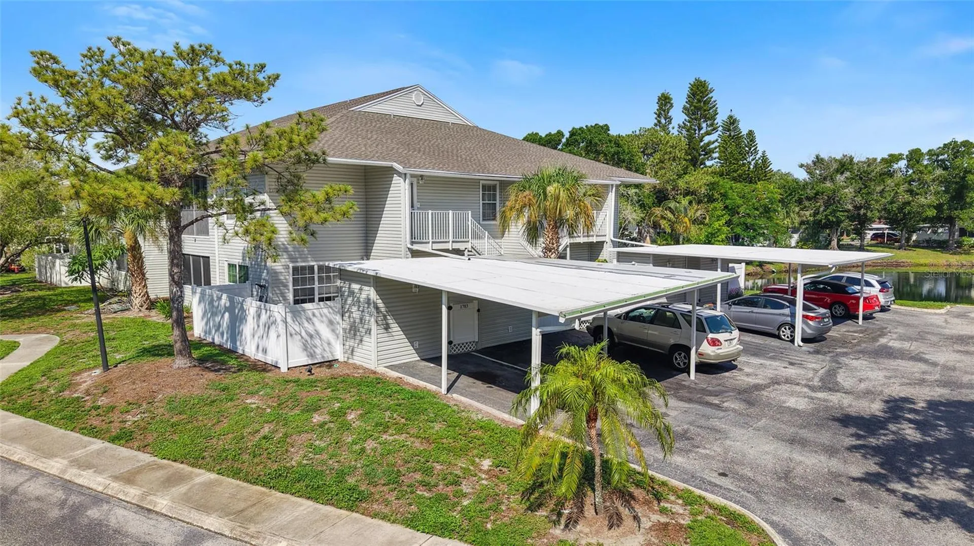 8350 Savannah Trace Circle Tampa FL 33615