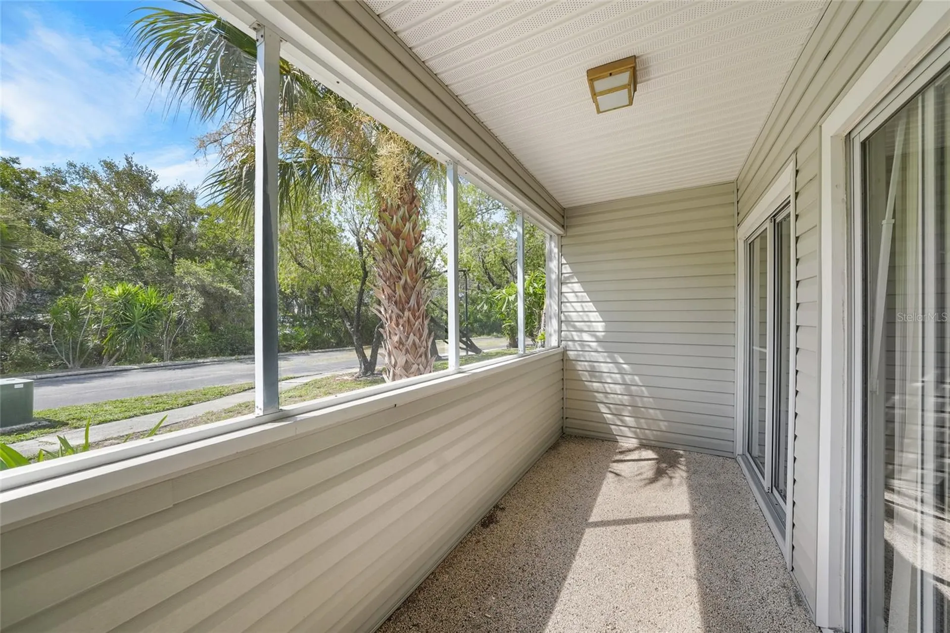 8350 Savannah Trace Circle Tampa FL 33615