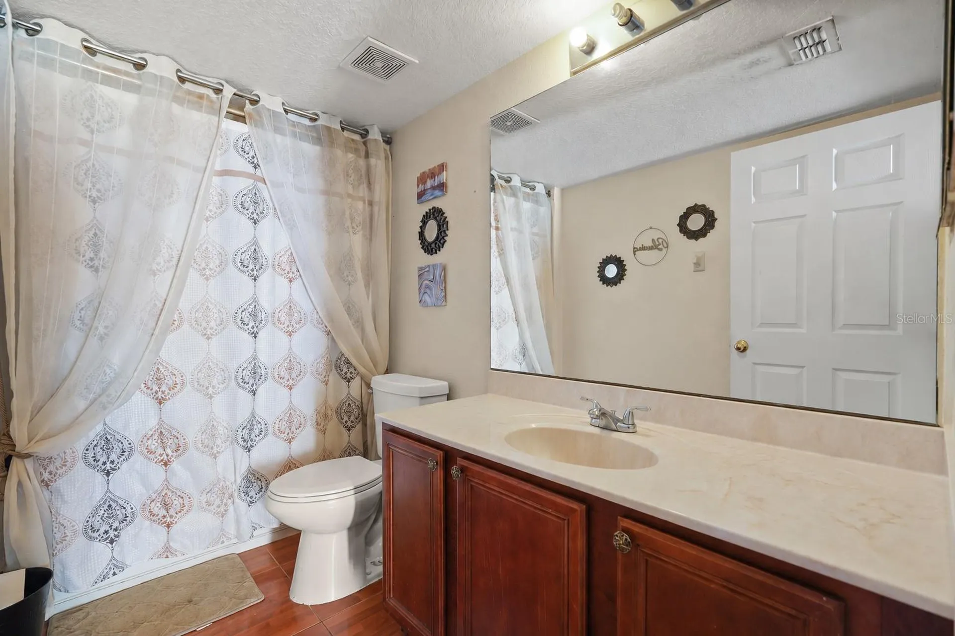 335 Churchill Court Kissimmee FL 34759