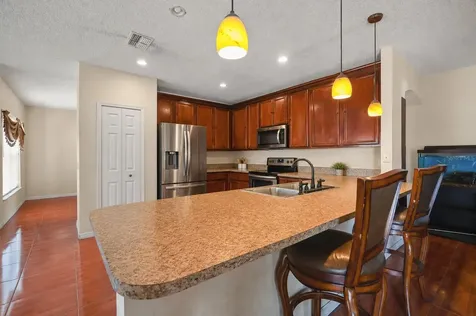 335 Churchill Court Kissimmee FL 34759