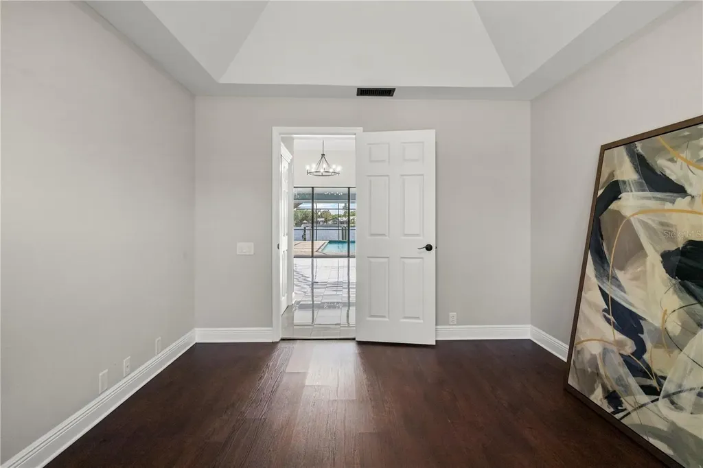 5104 E Longboat Boulevard Tampa FL 33615