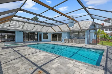 5104 E Longboat Boulevard Tampa FL 33615