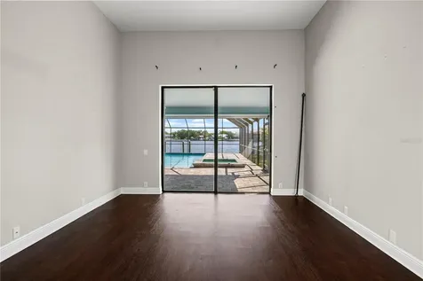 5104 E Longboat Boulevard Tampa FL 33615
