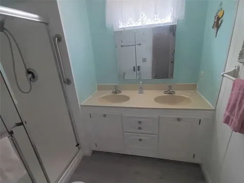 5119 Glen Echo Avenue Sarasota FL 34234