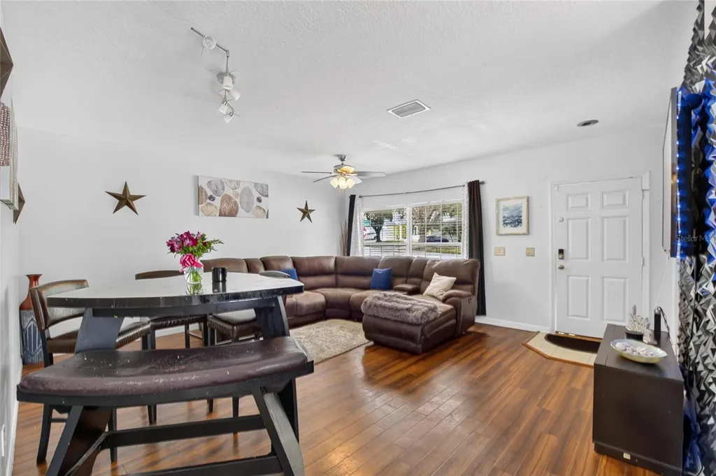 346 Summer Sails Drive Valrico FL 33594