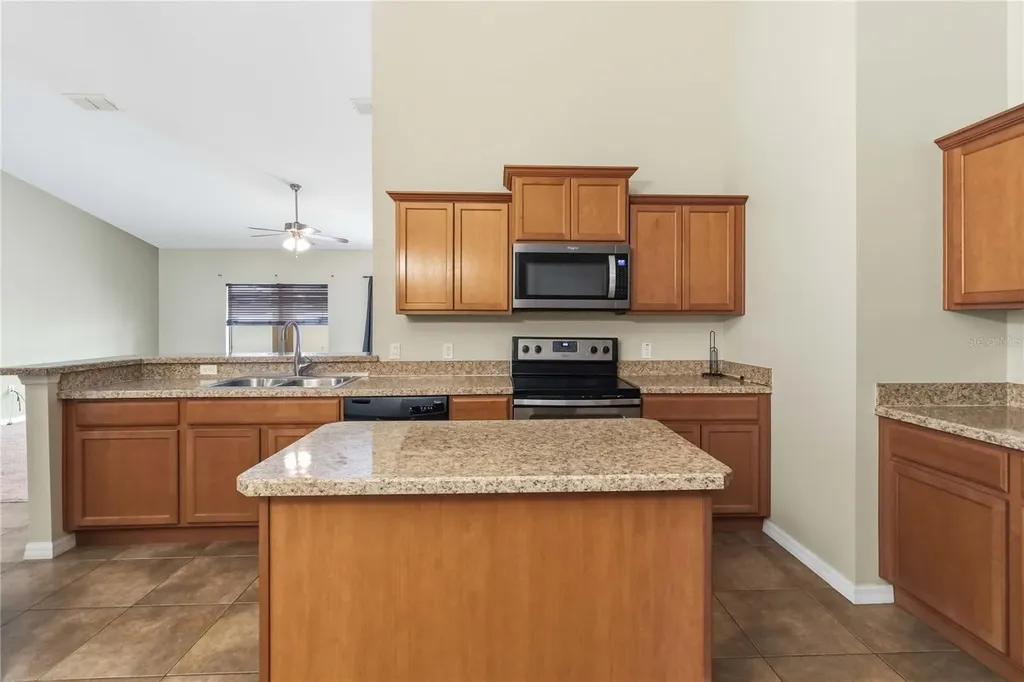 4069 Marina Isle Drive Kissimmee FL 34746