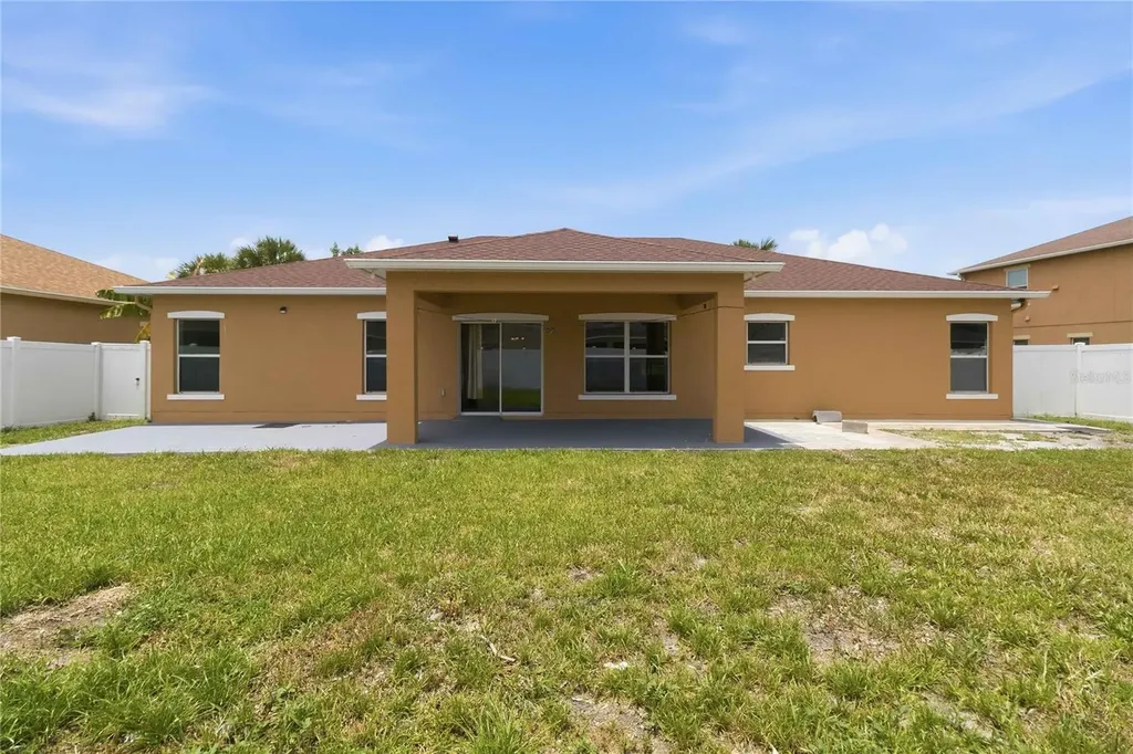 4069 Marina Isle Drive Kissimmee FL 34746