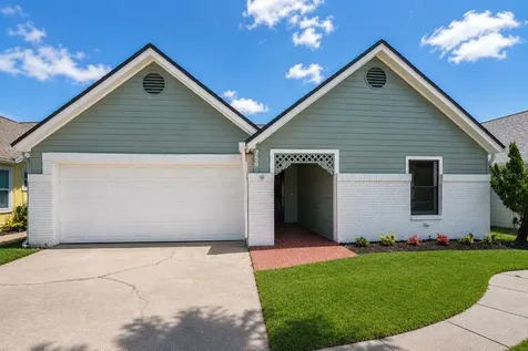 756 Pine Shores Circle New Smyrna Beach FL 32168