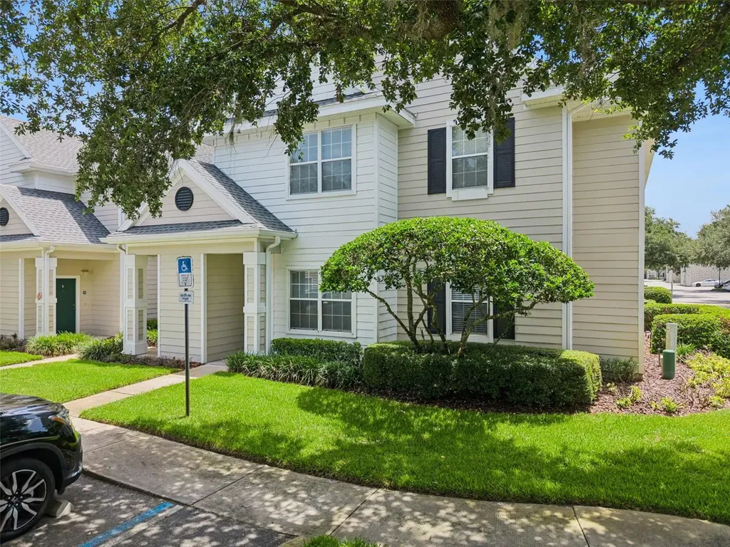 200 Southern Pecan Circle Winter Garden FL 34787