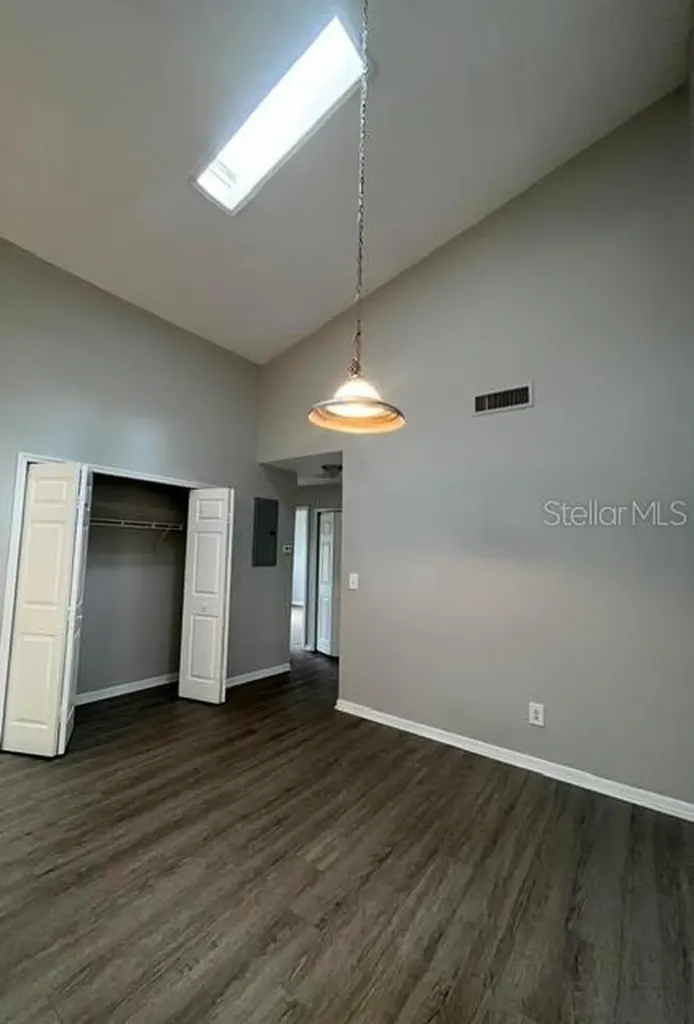 145 N Pearl Lake Causeway Altamonte Springs FL 32714
