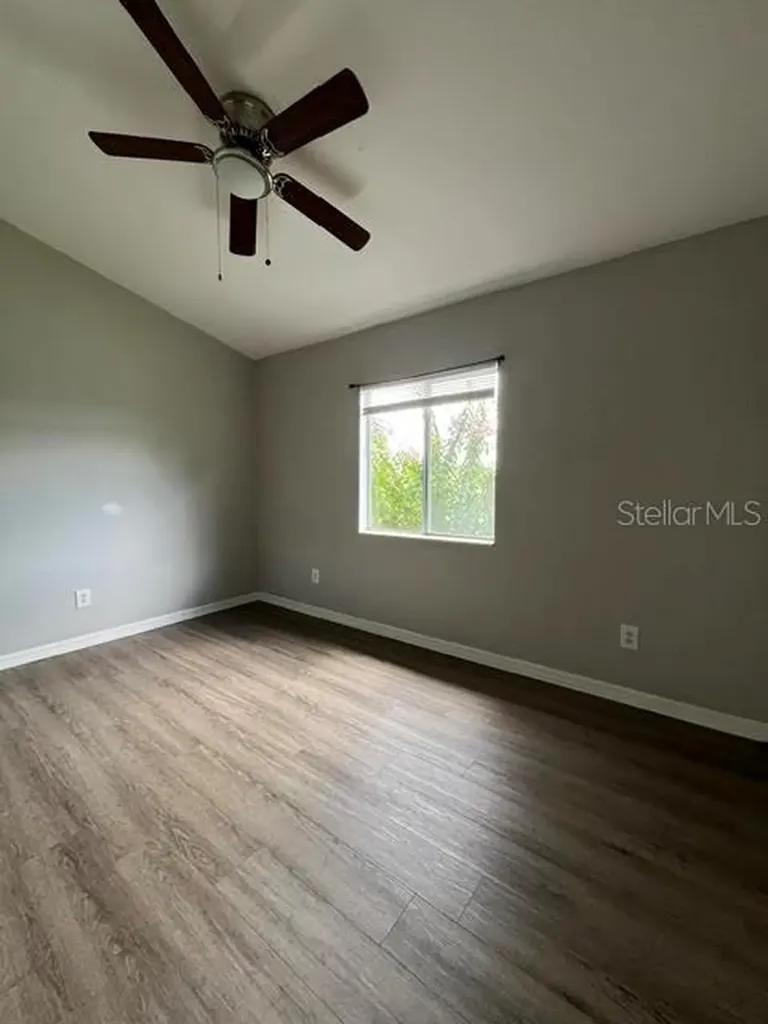 145 N Pearl Lake Causeway Altamonte Springs FL 32714