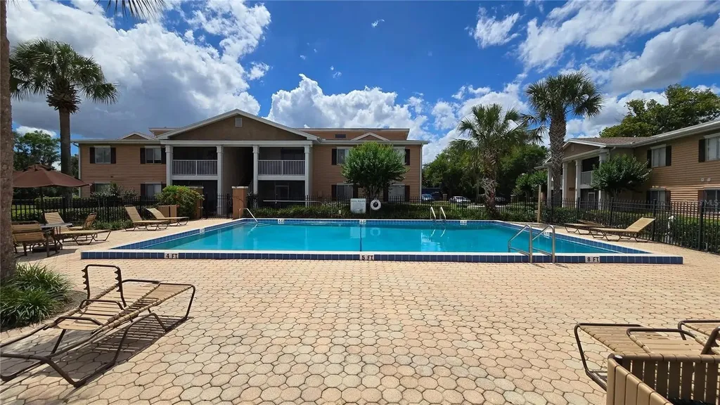 145 N Pearl Lake Causeway Altamonte Springs FL 32714