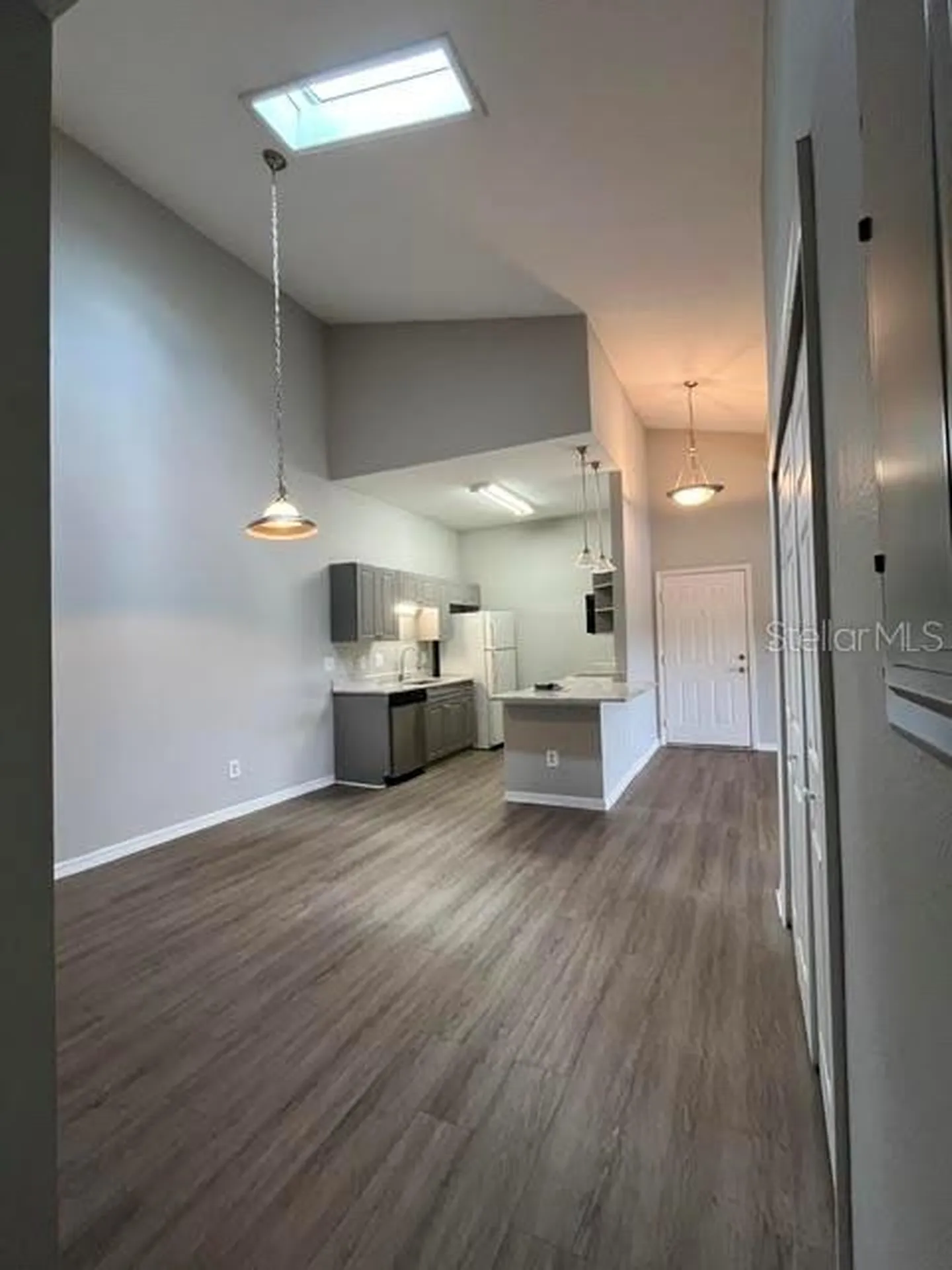145 N Pearl Lake Causeway Altamonte Springs FL 32714