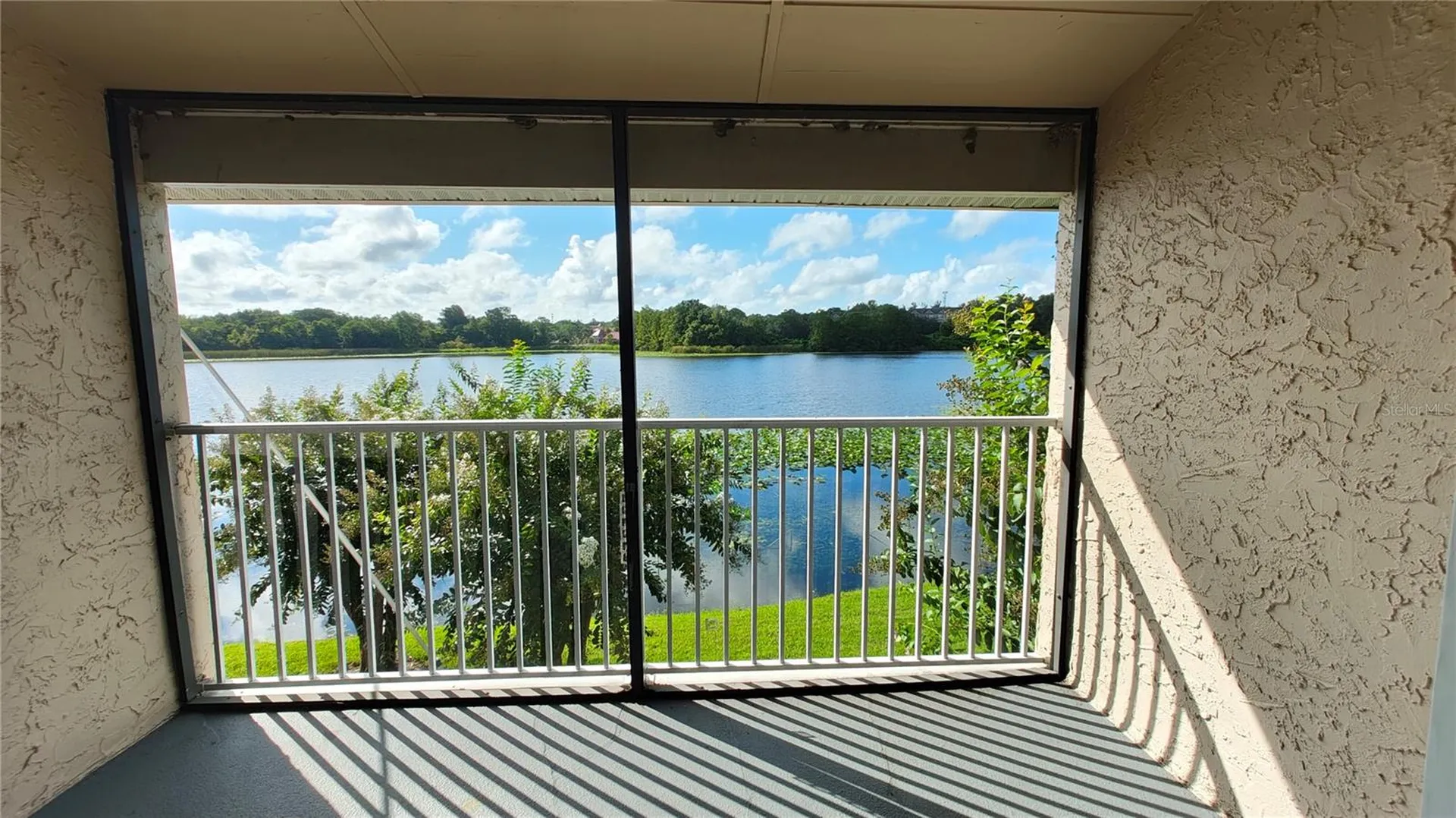 145 N Pearl Lake Causeway Altamonte Springs FL 32714