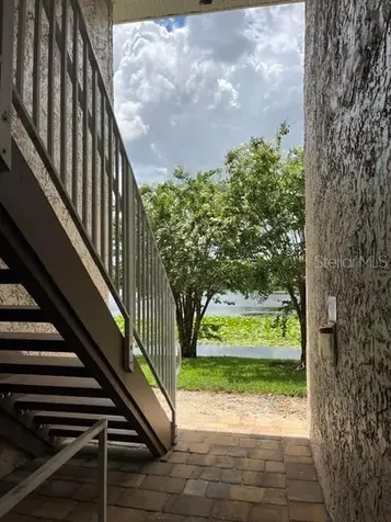 145 N Pearl Lake Causeway Altamonte Springs FL 32714