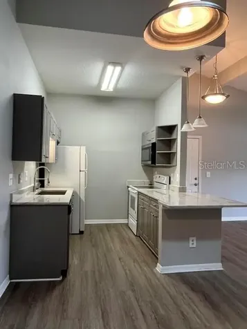 145 N Pearl Lake Causeway Altamonte Springs FL 32714