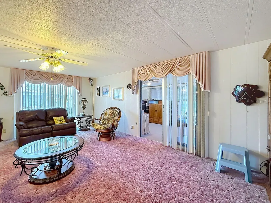 176 Sunset Drive Tavares FL 32778