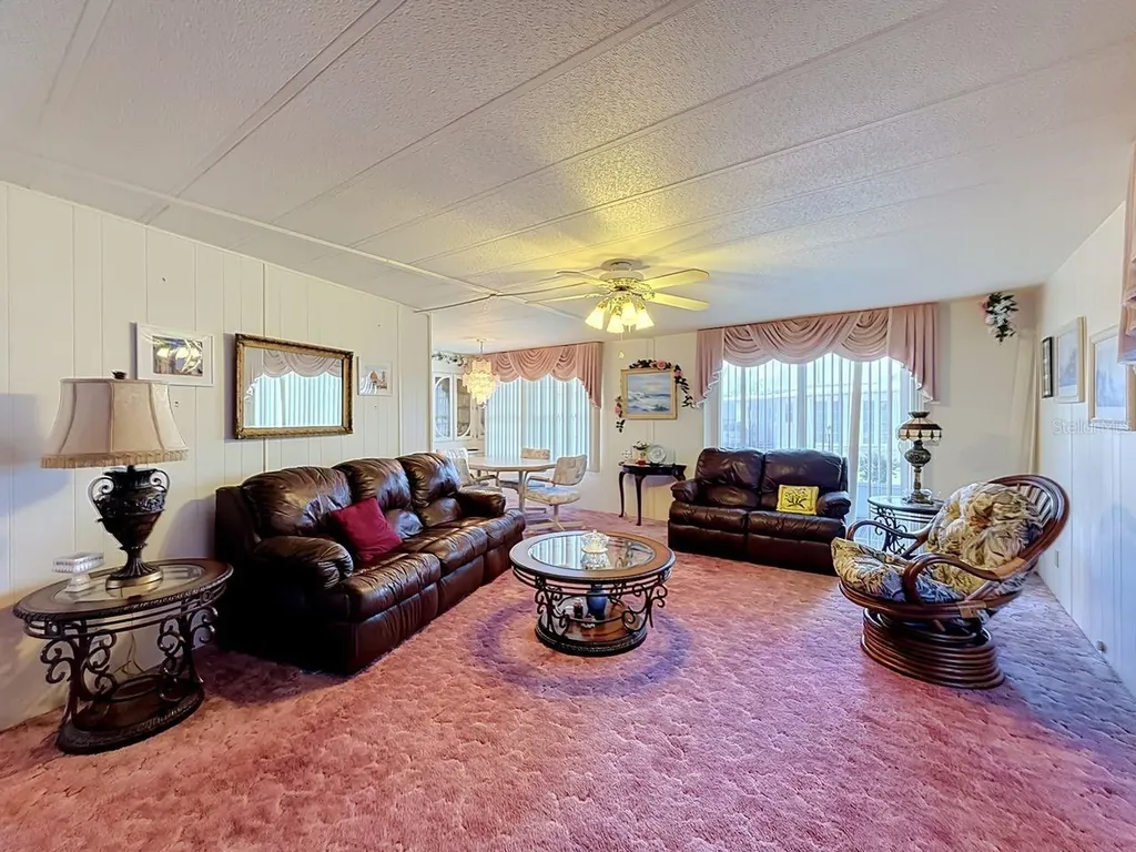 176 Sunset Drive Tavares FL 32778