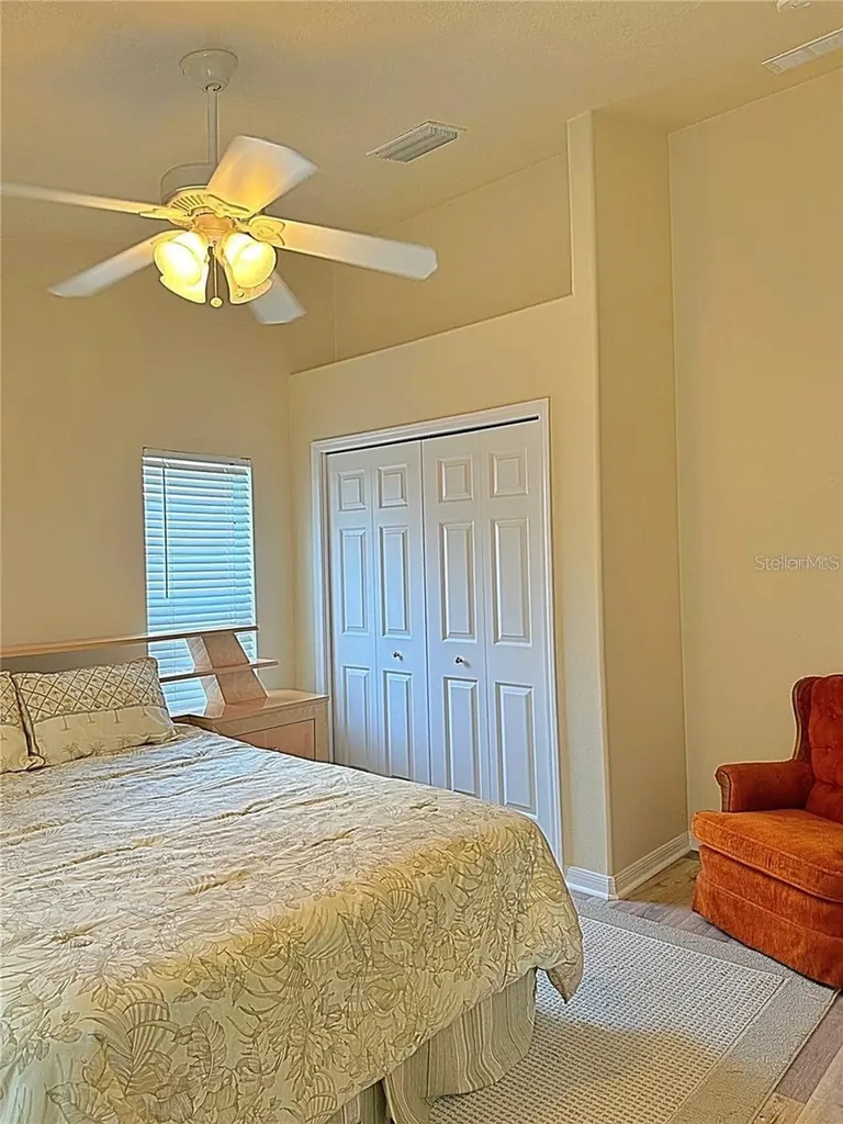 13129 Thoroughbred Loop Largo FL 33773