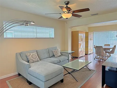 13129 Thoroughbred Loop Largo FL 33773