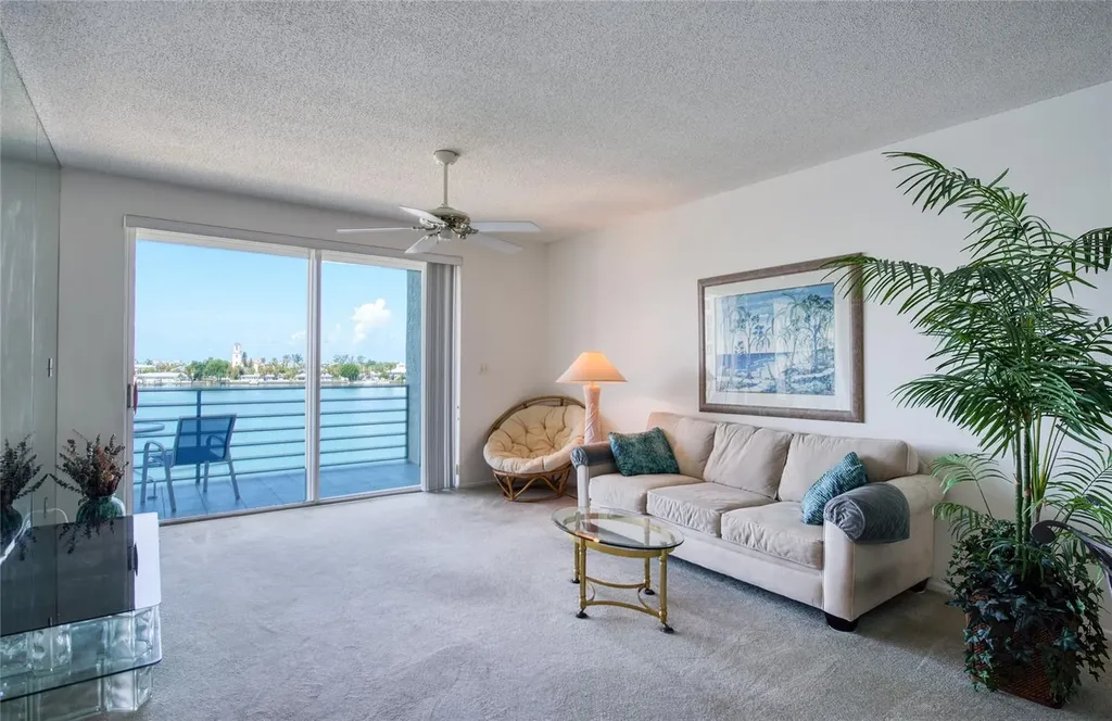 7984 Sailboat Key Boulevard S St Petersburg FL 33707