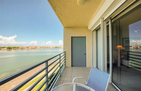 7984 Sailboat Key Boulevard S St Petersburg FL 33707