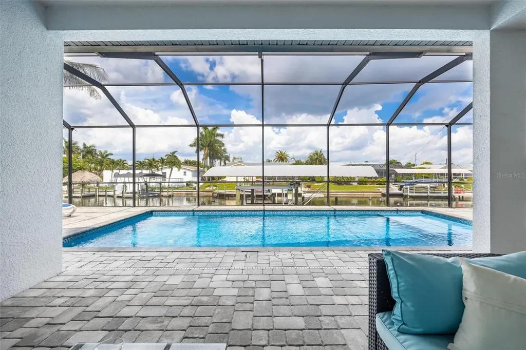 3619 SE 16th Place Cape Coral FL 33904
