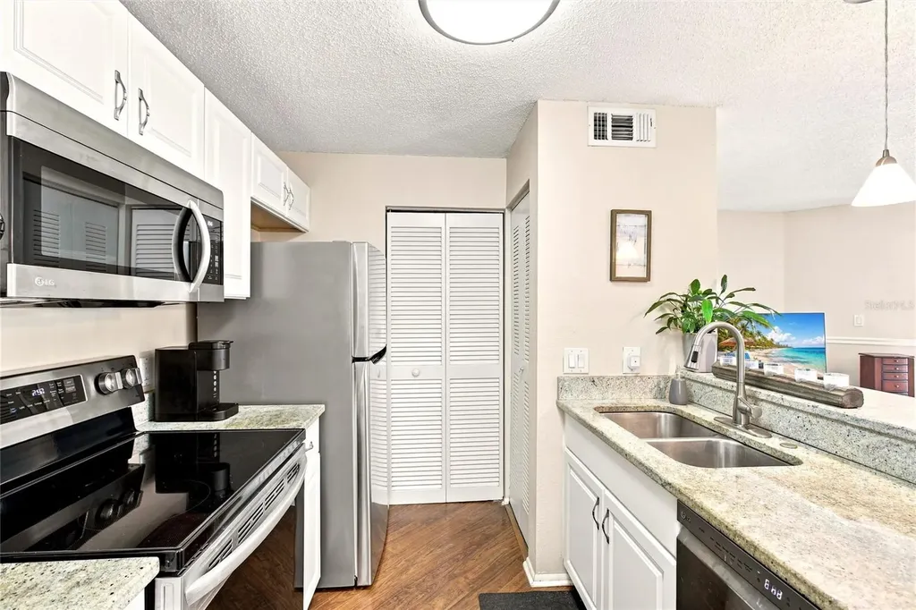 115 112th Avenue NE St Petersburg FL 33716