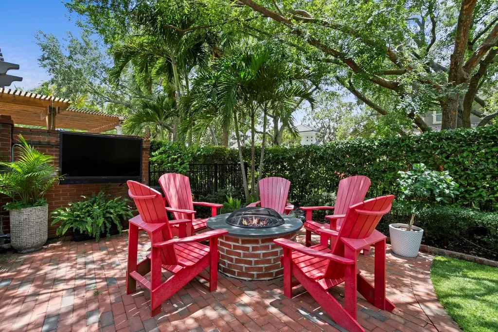 903 Harbour Bay Drive Tampa FL 33602