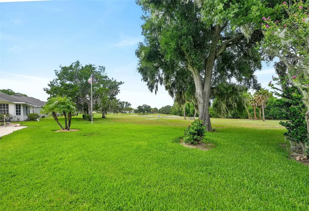 615 Juniper Way Tavares FL 32778