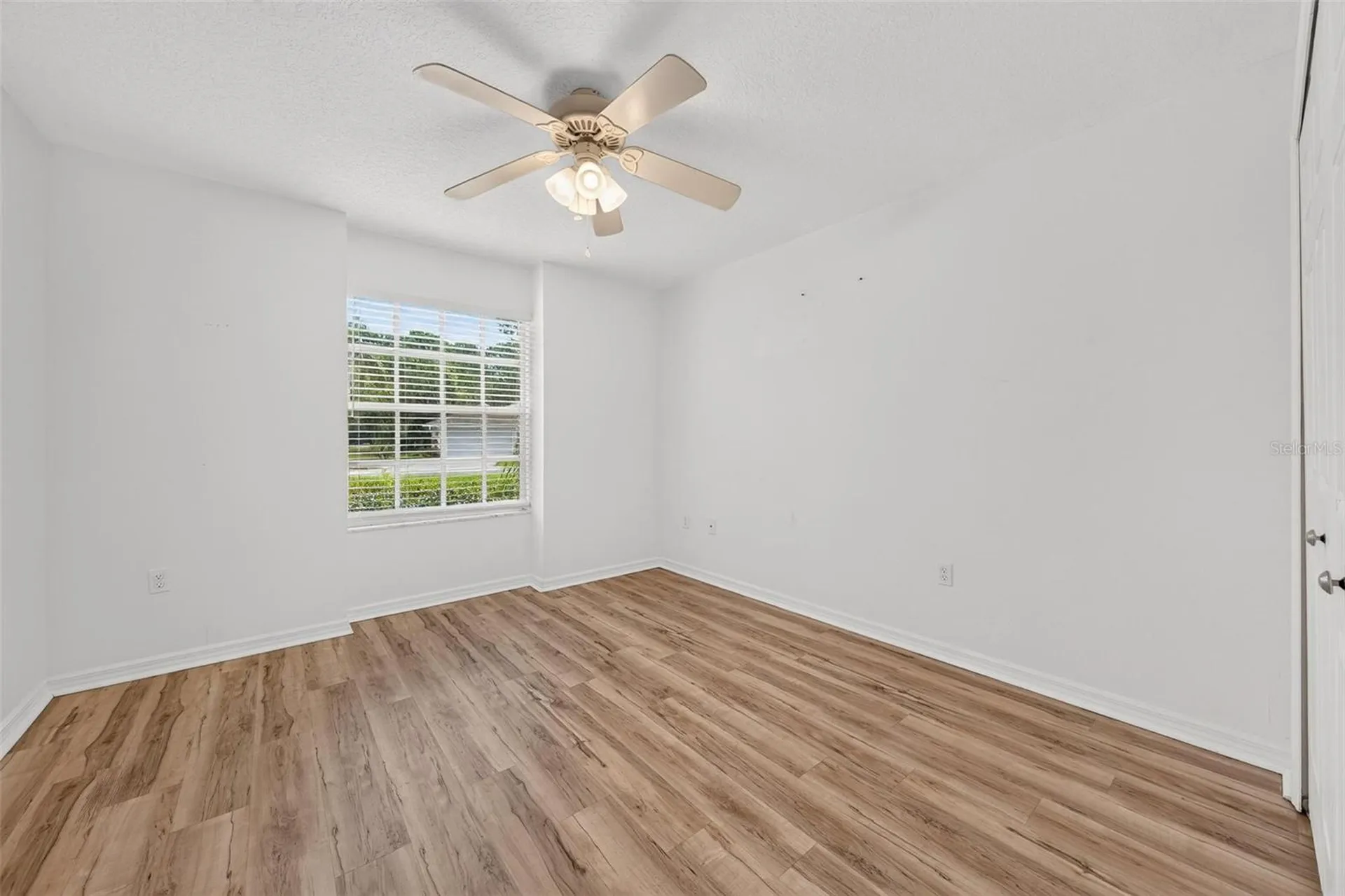 615 Juniper Way Tavares FL 32778