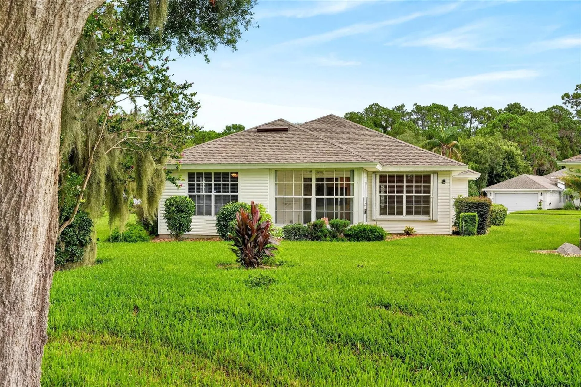 615 Juniper Way Tavares FL 32778