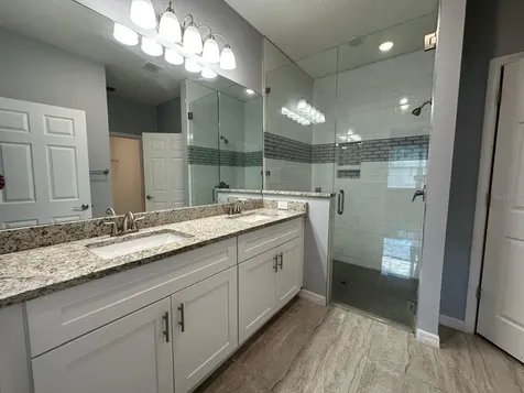 117 W Murphy Street Davenport FL 33837