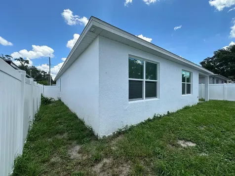 117 W Murphy Street Davenport FL 33837