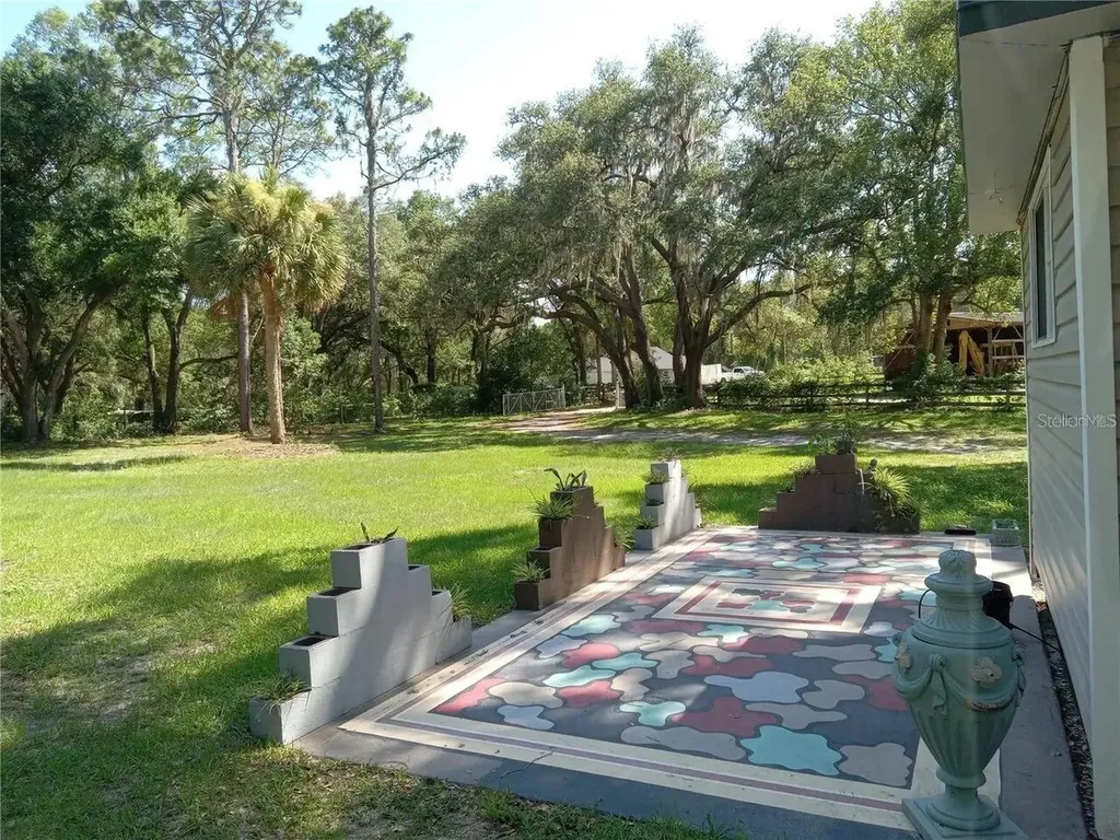 16395 SE 117th Avenue Weirsdale FL 32195