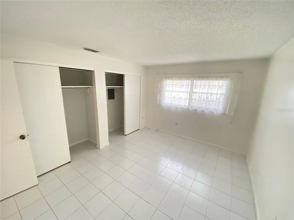 5105 Rose Place N Pinellas Park FL 33782