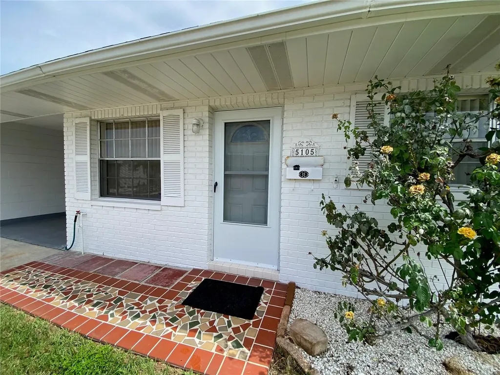 5105 Rose Place N Pinellas Park FL 33782